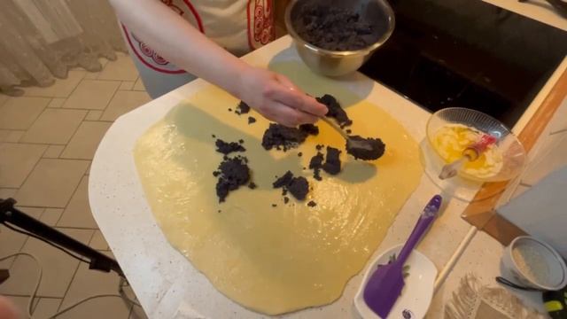 Пироги с сахарной пудрой и клюквой