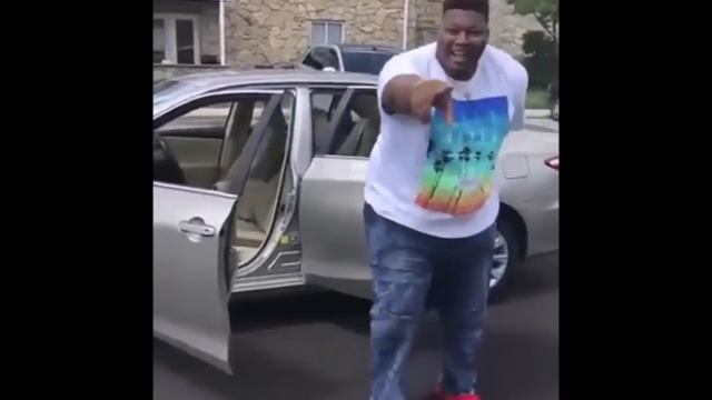 Африканские танцы с украинской горилкой (Мир, дружба, любовь) By Sam Zilman