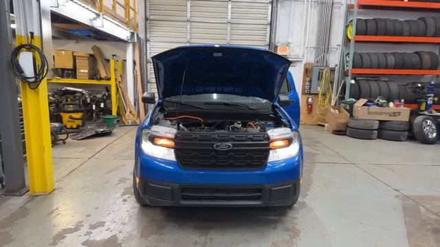 2022 FORD MAVERICK HYBRID- $13.900 . Авто из США (проект).