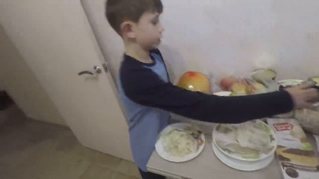 Отзывчивые люди и приезд мамы смотреть онлайн