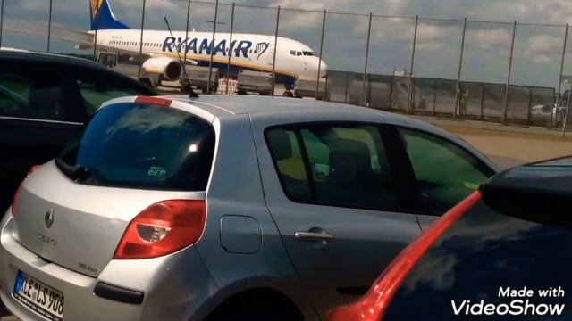 Airport Düsseldorf weeze ❤️❤️ смотреть онлайн