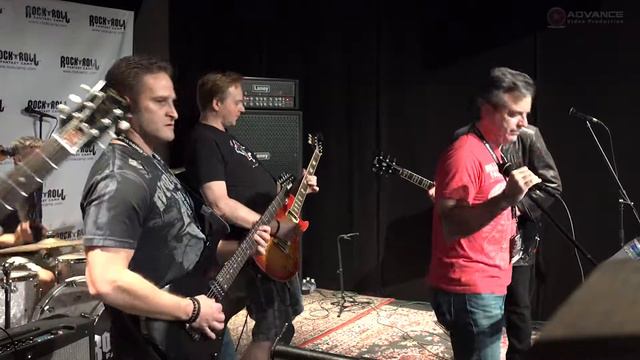 Rock and Roll Fantasy Camp - Tony Iommi: Iron Man смотреть онлайн