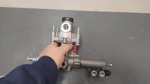 Кран регулятор тормозных сил 4757145097 WABCO