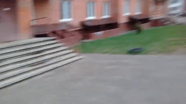 Скидываем мяч с 10 и 16 этажа смотреть онлайн