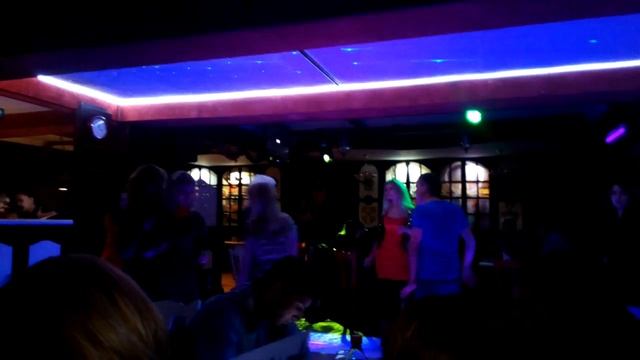 В клубе. Симферополь. смотреть онлайн