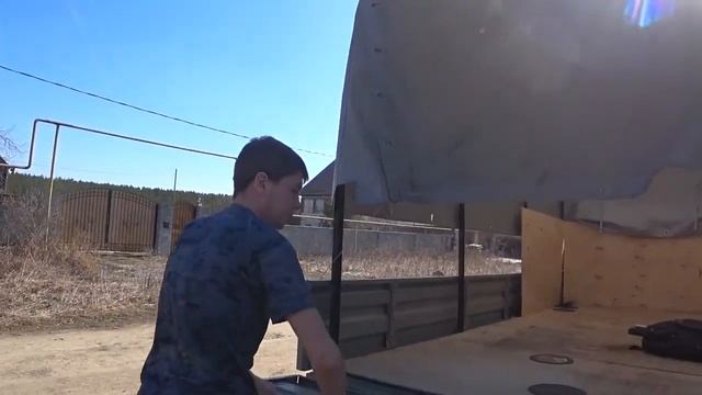 КАК ПОДНЯТЬ ТЕНТ ГАЗЕЛИ | ПИЛИМ МЕТАЛЛИЧЕСКИЕ БАКИ смотреть онлайн