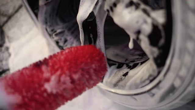 Wheel Cleaning - Different Products & Tools - Auto Detailing смотреть онлайн