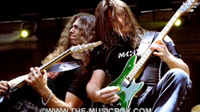 ANGRA CARRY ON KARAOKE смотреть онлайн