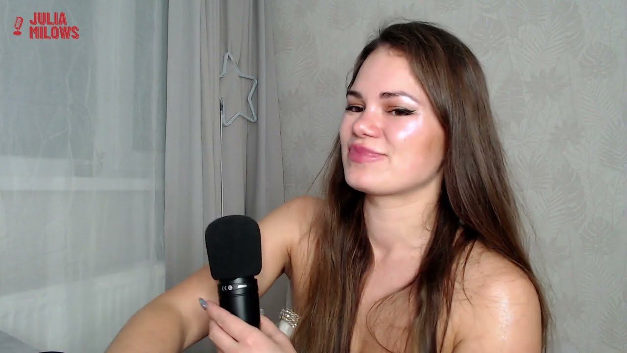 девушка красиво поет на стриме/girl sings beautiful on stream trovo twitch смотреть онлайн