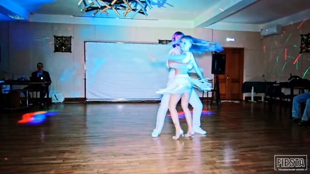Anna Kolodkina & Artem Vilkov Zouk Performance @ 8th Anniversary Dance School «Fiesta» смотреть онлайн