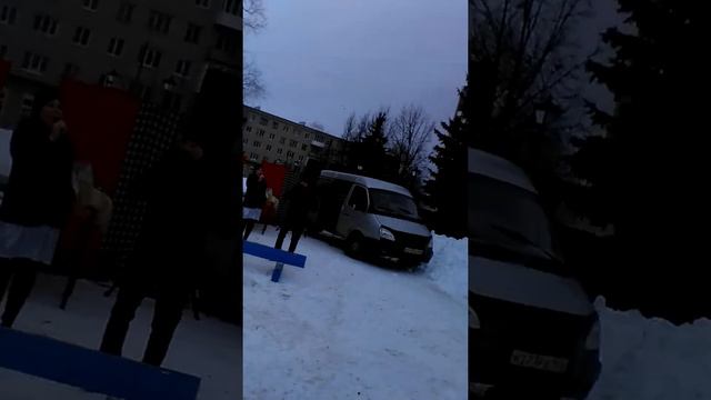 ПЛОЩАДЬ МИРА ПОЕТ "РЕТРО"МАСЛЕНИЧНЫЕ ГУЛЯНИЯ В ПАНДЕМИЮ В АРЗАМАСЕ.МАРТ 2021 Г. смотреть онлайн