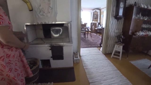 Living on a lake on the Russian border ???? смотреть онлайн