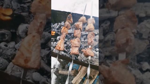 Шашлыки на женский праздник.8 Марта. смотреть онлайн