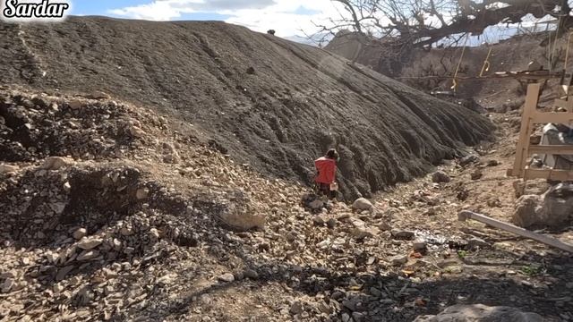 Nomadic Building Construction: Cement Work, Nomadic Cooking, Raising Children