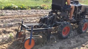 Самодельный минитрактор. Грохотная картофелекопалка.