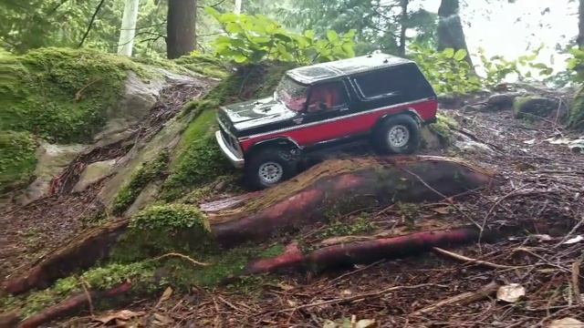 Two Trx4 Ford Bronco Scale Run First Part смотреть онлайн