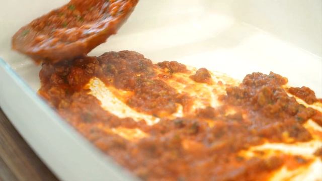 How to Make Classic Italian Lasagna at Home With a Twist | Secret Ingredient Lasagna смотреть онлайн