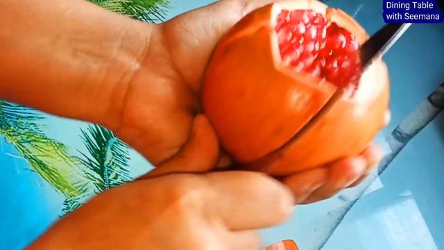 Amazing Tricks to Open Pomegranate Fruit///How to Open n peel Pomegranate///Anaar ko kholne ka tric смотреть онлайн