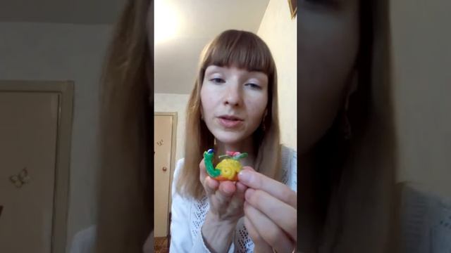 Бабочка и улитка улыбаются Вам (игрушки из теста) смотреть онлайн