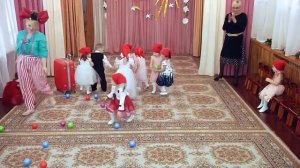 Праздник 8 Марта в младшей группе.