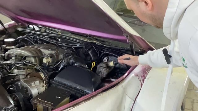 МОЙКА ДВИГАТЕЛЯ В ДОМАШНИХ УСЛОВИЯХ / ОТМЫЛИ ДВИГАТЕЛЬ НА ЛИМУЗИНЕ КОТОРОМУ 30 ЛЕТ/ ДЕТЕЙЛИНГ смотреть онлайн