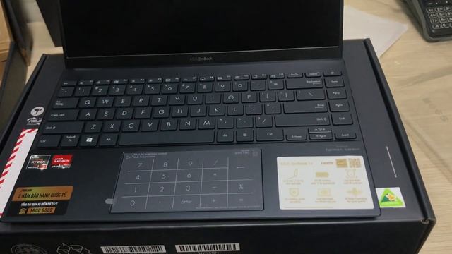Review Laptop Asus Zenbook 14 UM425UA-AM501T Ryzen 5-5500U giá sốc смотреть онлайн