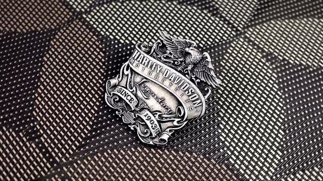 Винтажная брошь "Легендарный Harley-Davidson" (США) смотреть онлайн