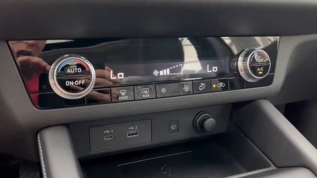 Mitsubishi Outlander 2022 смотреть онлайн
