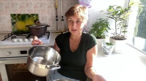 Эти кексы, пеку и пеку. Отвечаю недовольным людям.