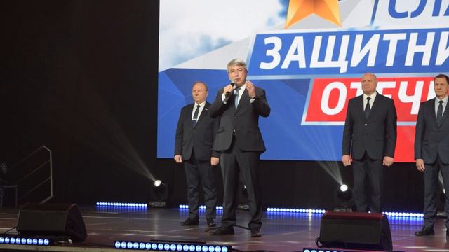 В Улан-Удэ прошла выставка-концерт ко дню Защитника Отечества смотреть онлайн