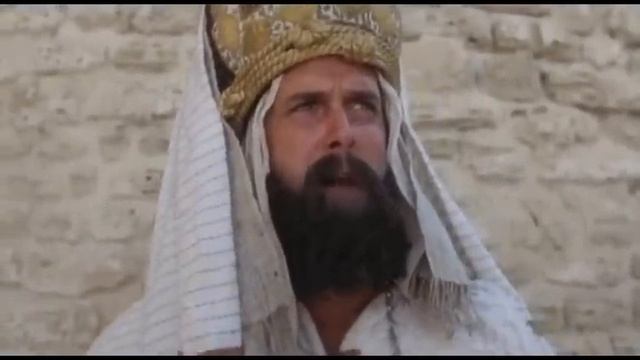 Monty Python A Vida de Brian (O Apedrejamento) Dublado смотреть онлайн