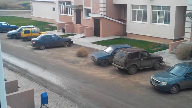 Нашествие кустов на поселок Солнечный пос. Подстепки смотреть онлайн