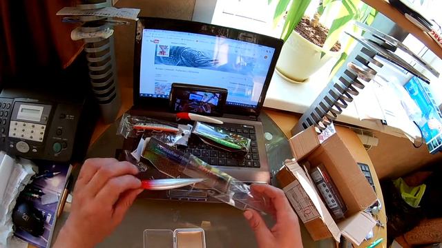 Большая посылка, в которой китайцы накосячили смотреть онлайн