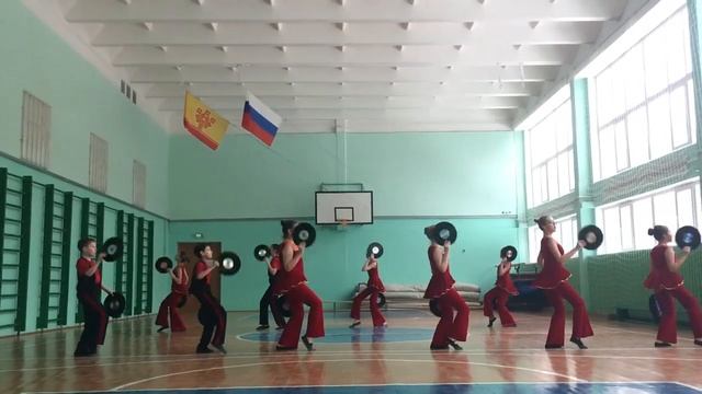 Танцевальный коллектив "5+" - Мама Мария смотреть онлайн