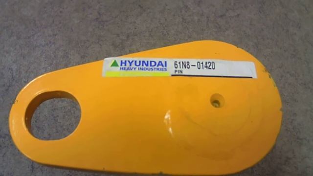 61N8-01420 Палец гидроцилиндра стрелы Hyundai R170W-7 смотреть онлайн
