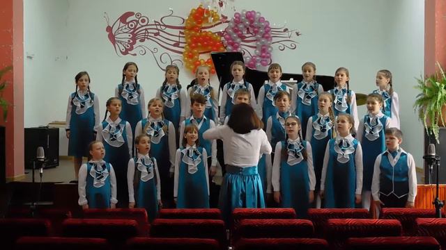 Хор младших классов "Иволга" смотреть онлайн