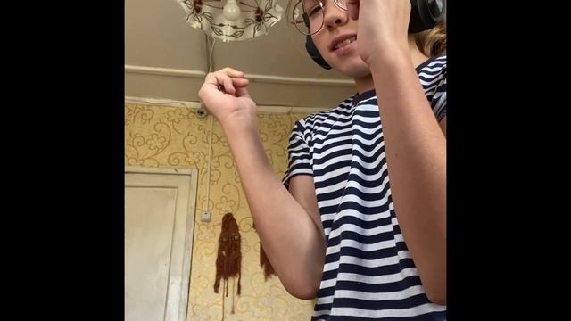 Короче говоря разные эмоции и разные подарки! смотреть онлайн