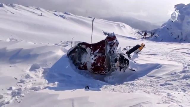 Видео с места крушения вертолёта Robinson 44 на Сахалине смотреть онлайн