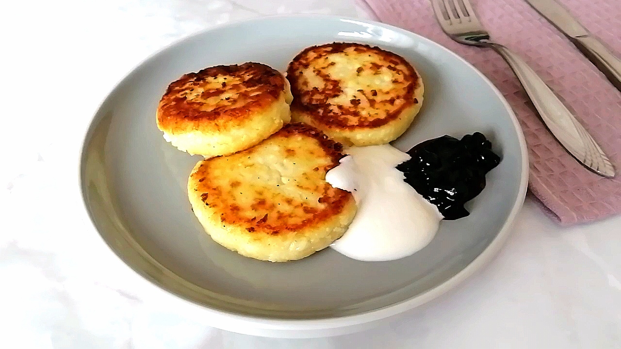 Вкуснейшие Сырники. Лучший рецепт Сырников на завтрак смотреть онлайн