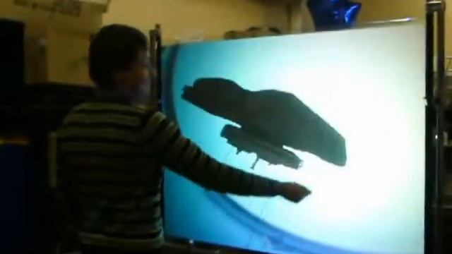 Интерактивное стекло_3D Tank_www.vizucom.ru смотреть онлайн