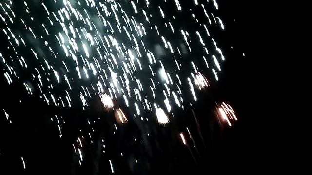 Фейерверк №5 (Магнитогорск, День города, 29.06.2019) - полностью, с телефона смотреть онлайн
