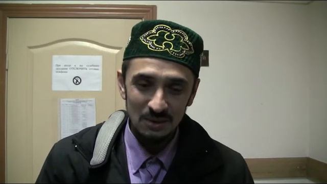 Мусульмане возле мир-го суда в защиту Сафина.Р. смотреть онлайн