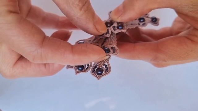 Брошь галстук Бант Bow-tie Brooch смотреть онлайн