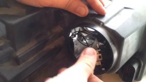 замена габаритной лампочки на VW Tiguan