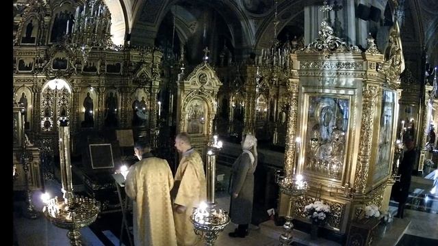 17.10 Вс. Свт.Московских Петра, Алексия, Ионы, Филиппа и иных. Вечерня и утреня. смотреть онлайн