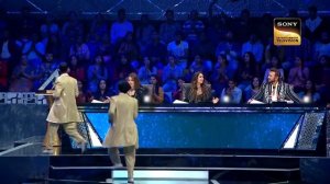 'Jimmy Jimmy Jimmy Aaja' पर ऐसा Smooth Act देखकर Impress हुए Judges! | Best Of India's Best Dancer