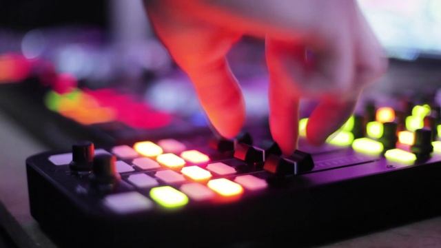 музыка Ost Штат Блу Маунтин - Bol, sol og Trokk. смотреть онлайн