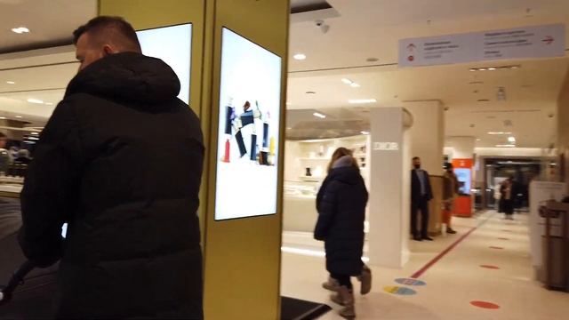 ЦУМ Новогодняя Москва 2022 смотреть онлайн