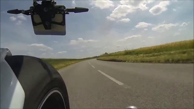 z750 test vue de l arrirer gopro hero 3 смотреть онлайн