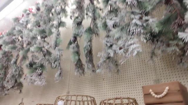 SNEAK PEEK HOBBY LOBBY'S CHRISTMAS DECOR 2023 смотреть онлайн